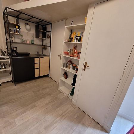 Cozy And Nice Homestay Room - Chambre D'Hote Parijs Buitenkant foto