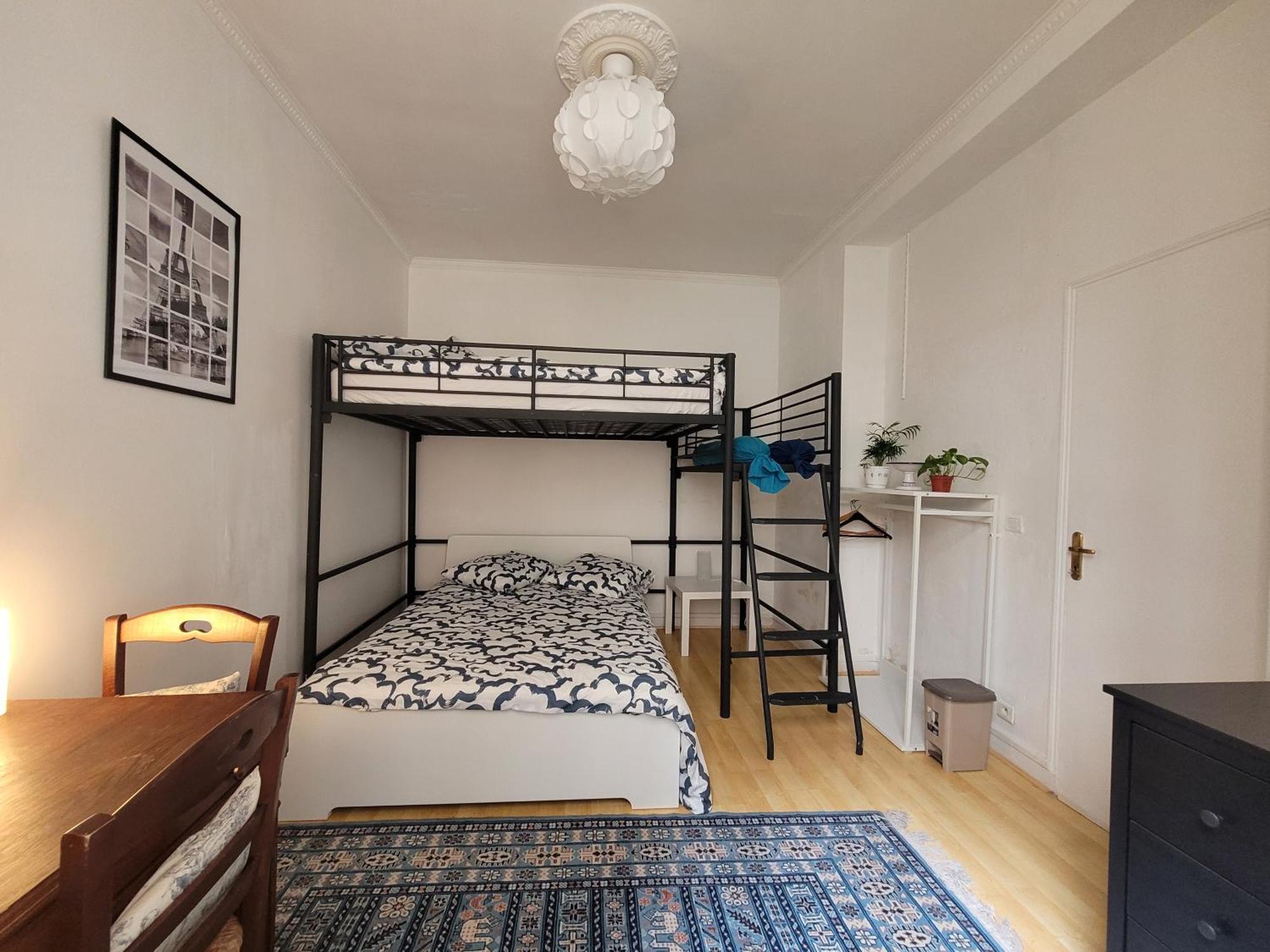 Cozy And Nice Homestay Room - Chambre D'Hote Parijs Buitenkant foto