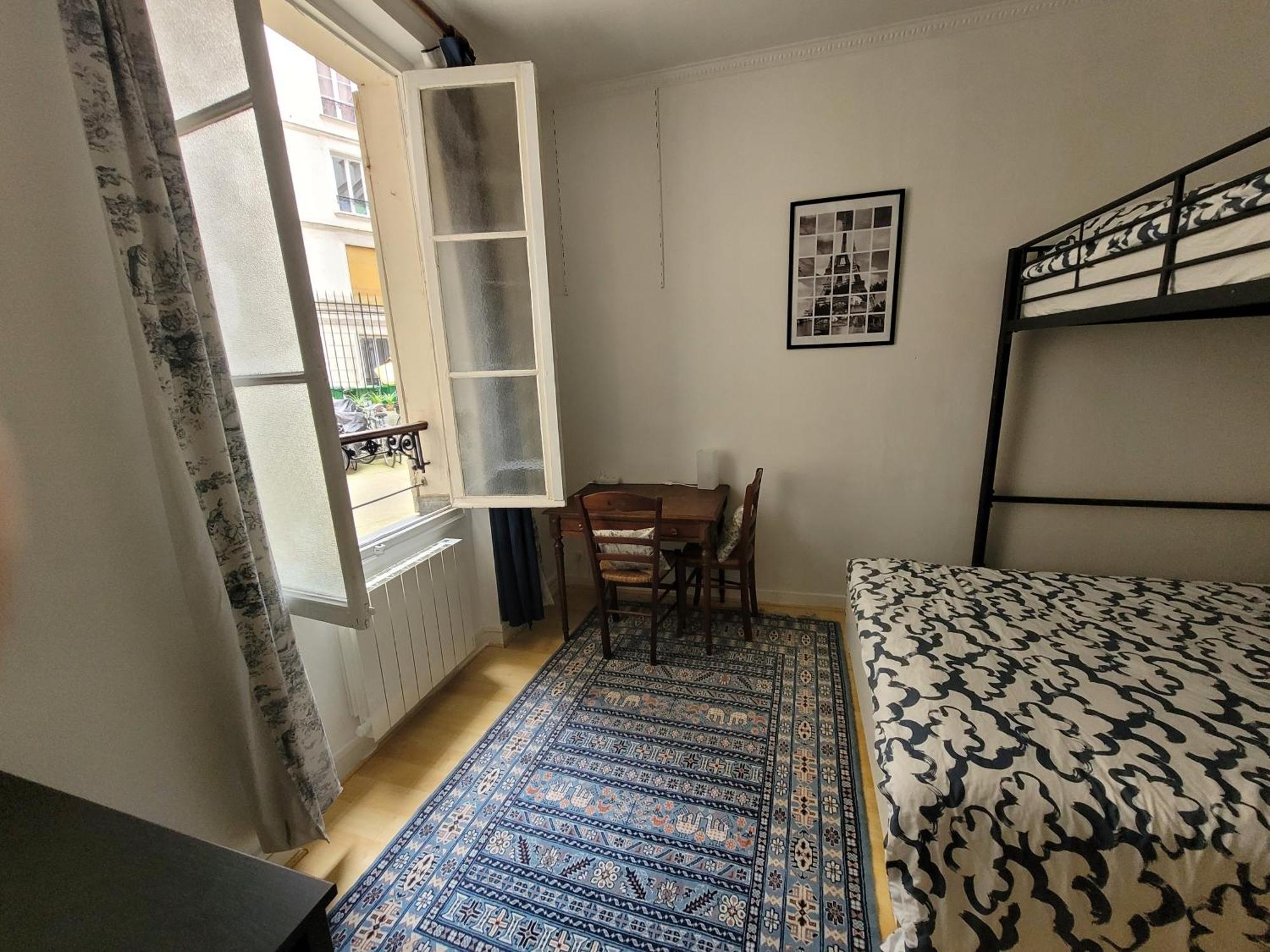 Cozy And Nice Homestay Room - Chambre D'Hote Parijs Buitenkant foto